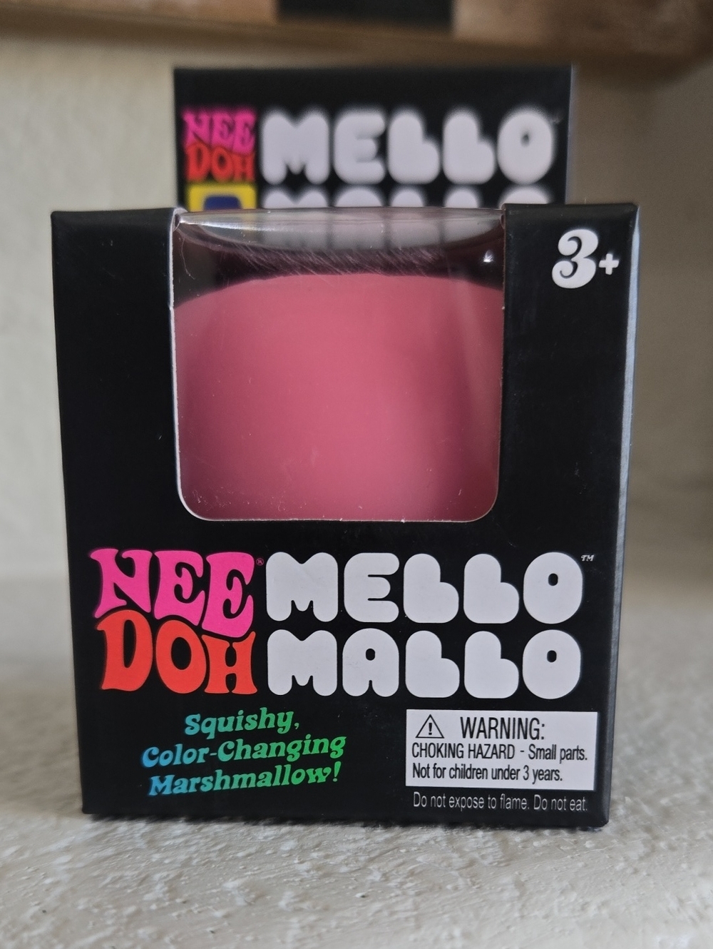 New Neesoh Mello Mallo Color-Changing Squishy Marshmallow - Pink